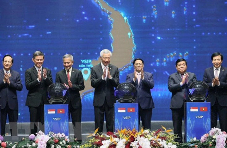 Vietnam - Singapore cooperate to develop 12 new VSIP industrial parks