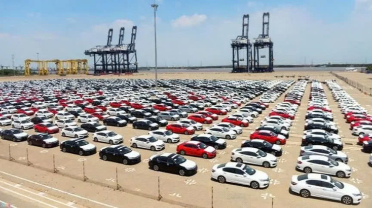 Vietnam spent over $2.5 billion on automobile imports in the first nine months