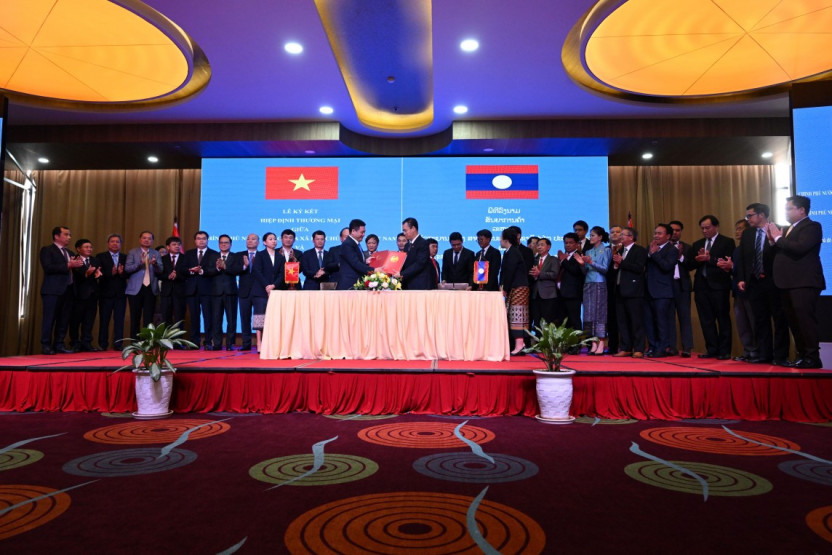  ベトナムとラオス、新貿易協定に調印