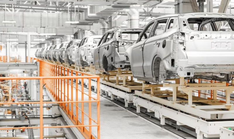 Nh&agrave; m&aacute;y sản xuất &ocirc; t&ocirc;&nbsp;